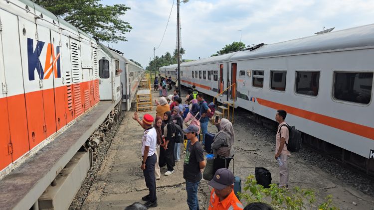 Kereta Api Tetap Jadi Favorit, KAI Sumut Layani 14.967 Penumpang Saat Libur Muharram