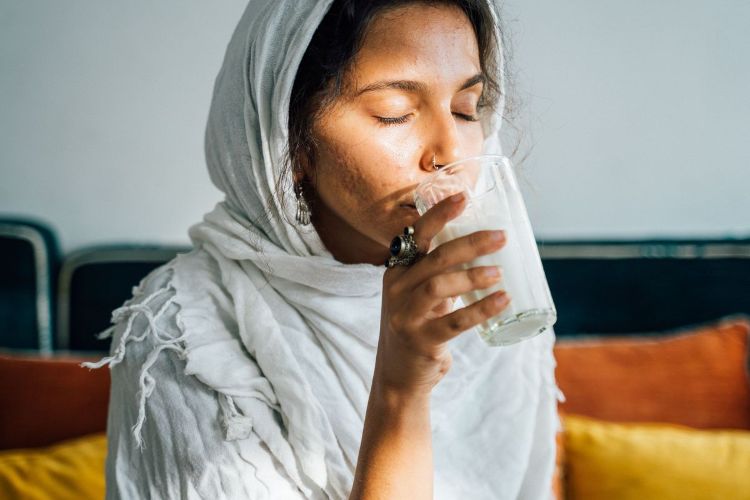 Mengapa Umat Islam Minum Susu Putih Saat 1 Muharram? Ini Penjelasannya