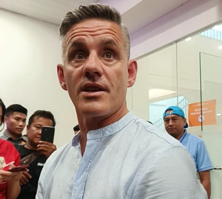 Pelatih Timnas Indonesia John Herdman Puji Keindahan Stadion Utama Sumatera Utara