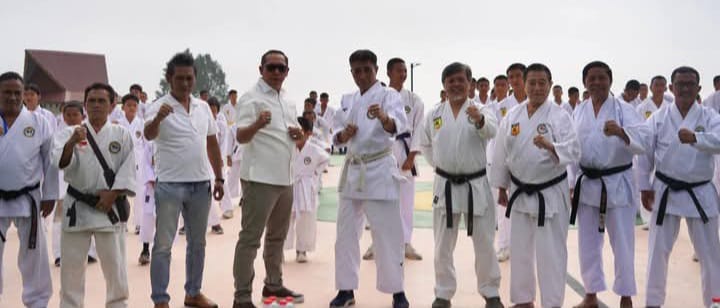 JTP Hutabarat Semangati Karateka Muda, Taput Disebut Gudang Atlet