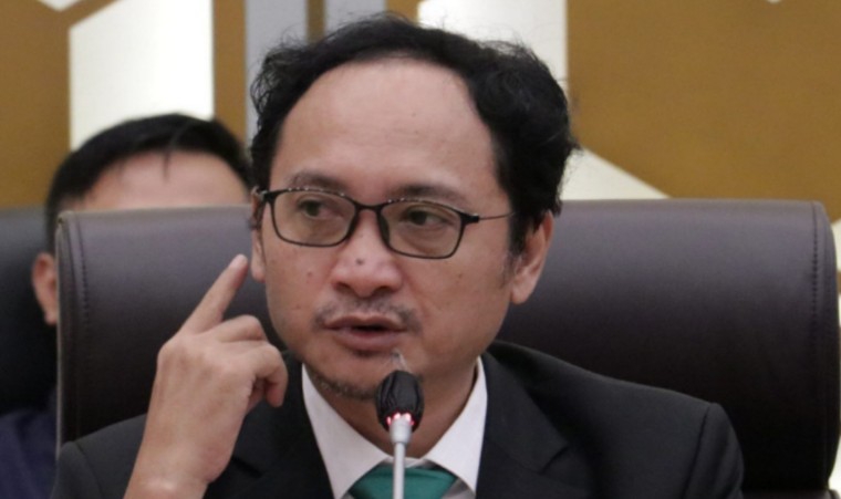 Mundur dari Jabatan Dirut BEI Pasca IHSG Anjlok, Anggota DPR Nilai Sikap Iman Kesatria