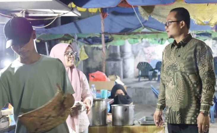 Pemko Tanjungbalai Tata PKL di Lapangan Sultan Abdul Jalil