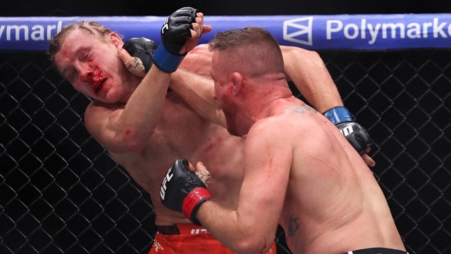 Justin Gaethje Juara Interim Kelas Ringan UFC Usai Hajar Paddy Pimblett