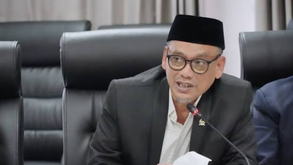 DPR Nilai Kenaikan Insentif Guru Honorer Rp400 Ribu Belum Layak