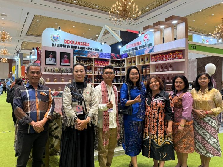 Pemkab Taput Perkuat Ekonomi Kreatif dan Budaya di Inacraft 2026