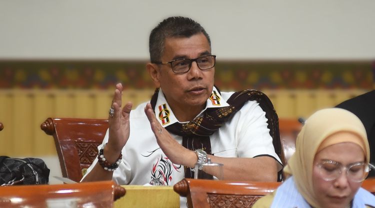 Hinca Pandjaitan Soroti Tambang Emas Ilegal dengan Aliran Dana Rp992 Triliun