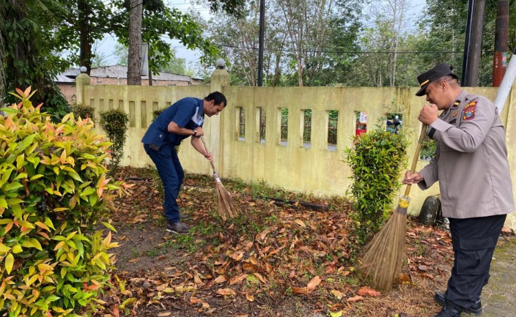 Polres Tebing Tinggi Gelar Gotong Royong