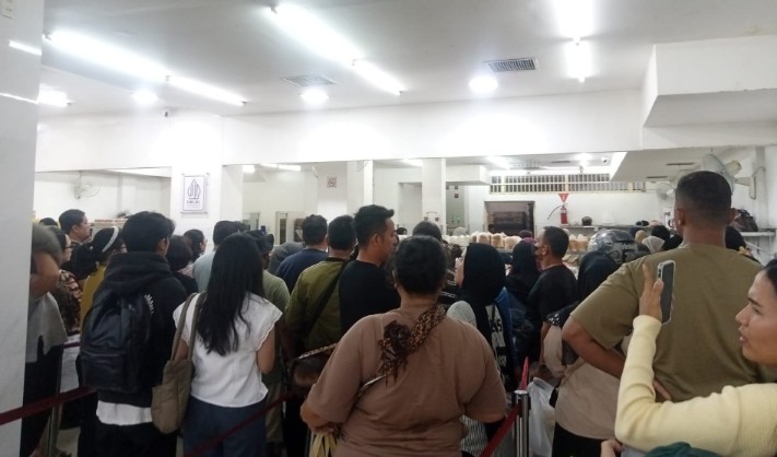Imlek di Siantar, Toko Roti Ganda Diserbu Pengunjung