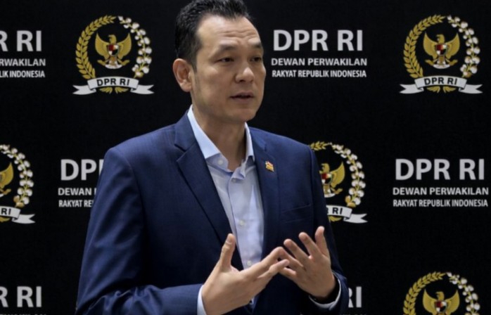 Panja Baleg Soroti Kejelasan Pengaturan Dana Abadi Royalti dalam RUU Hak Cipta