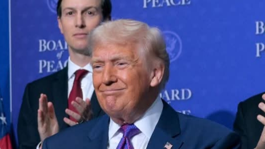 Trump Sebut Prabowo Pemimpin Tangguh di Forum BoP