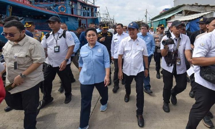 Kapal Berjejal, Komisi IV Soroti Overkapasitas di Pelabuhan Muara Angke