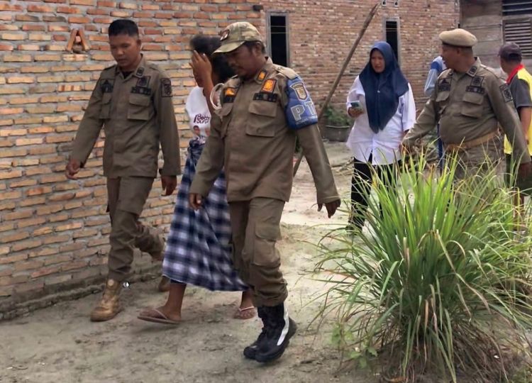 ODGJ Resahkan Warga Silo Bonto Diamankan Satpol PP Asahan