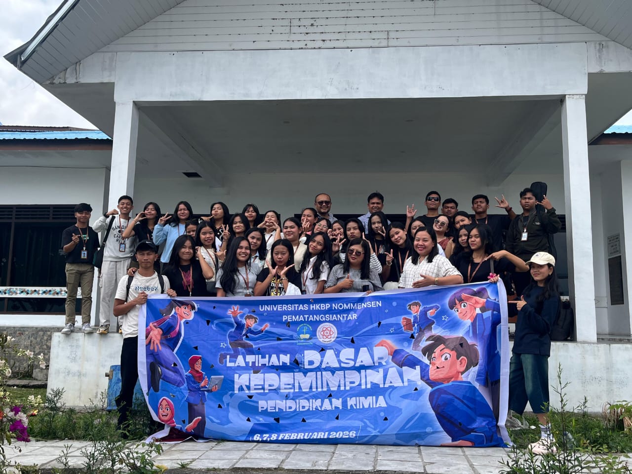 Mahasiswa Kimia UHKBPNP Gelar LDK di Samosir