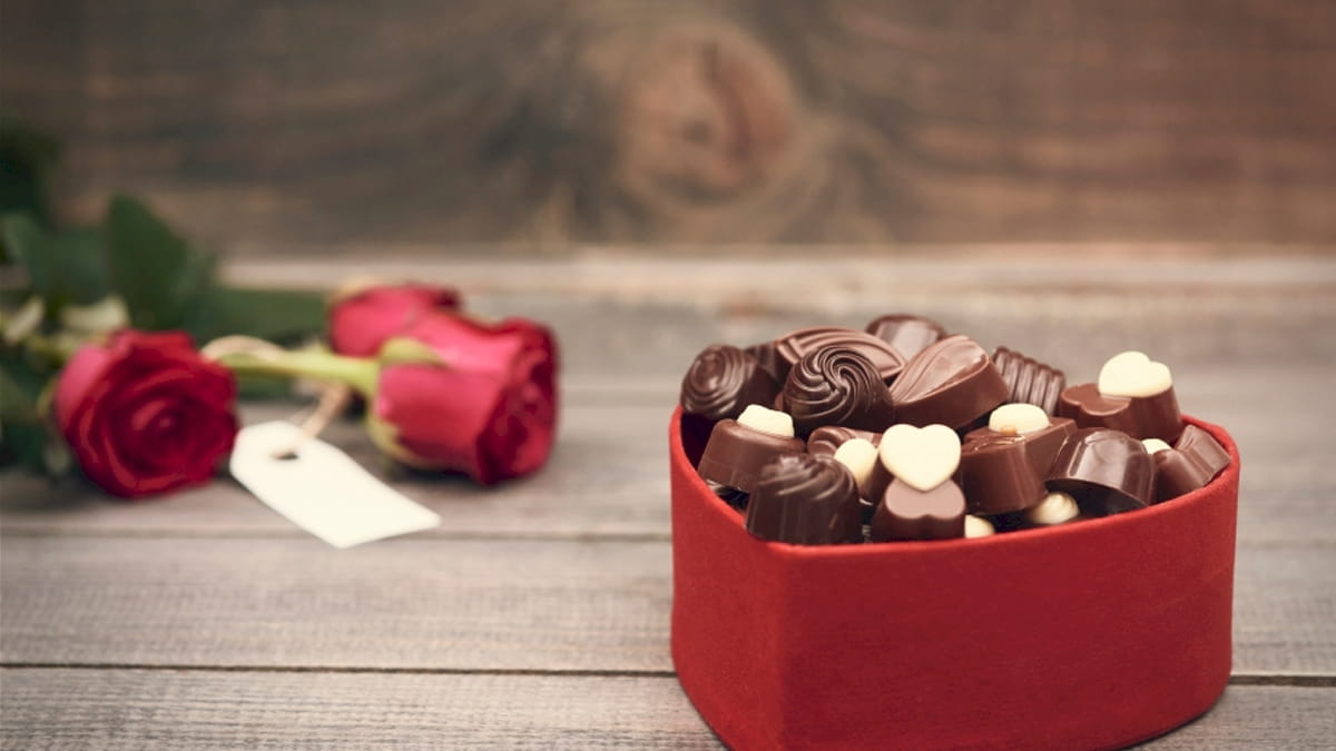 Sejarah dan Ilmiah Mengapa Valentine Tak Pernah Lepas dari Cokelat