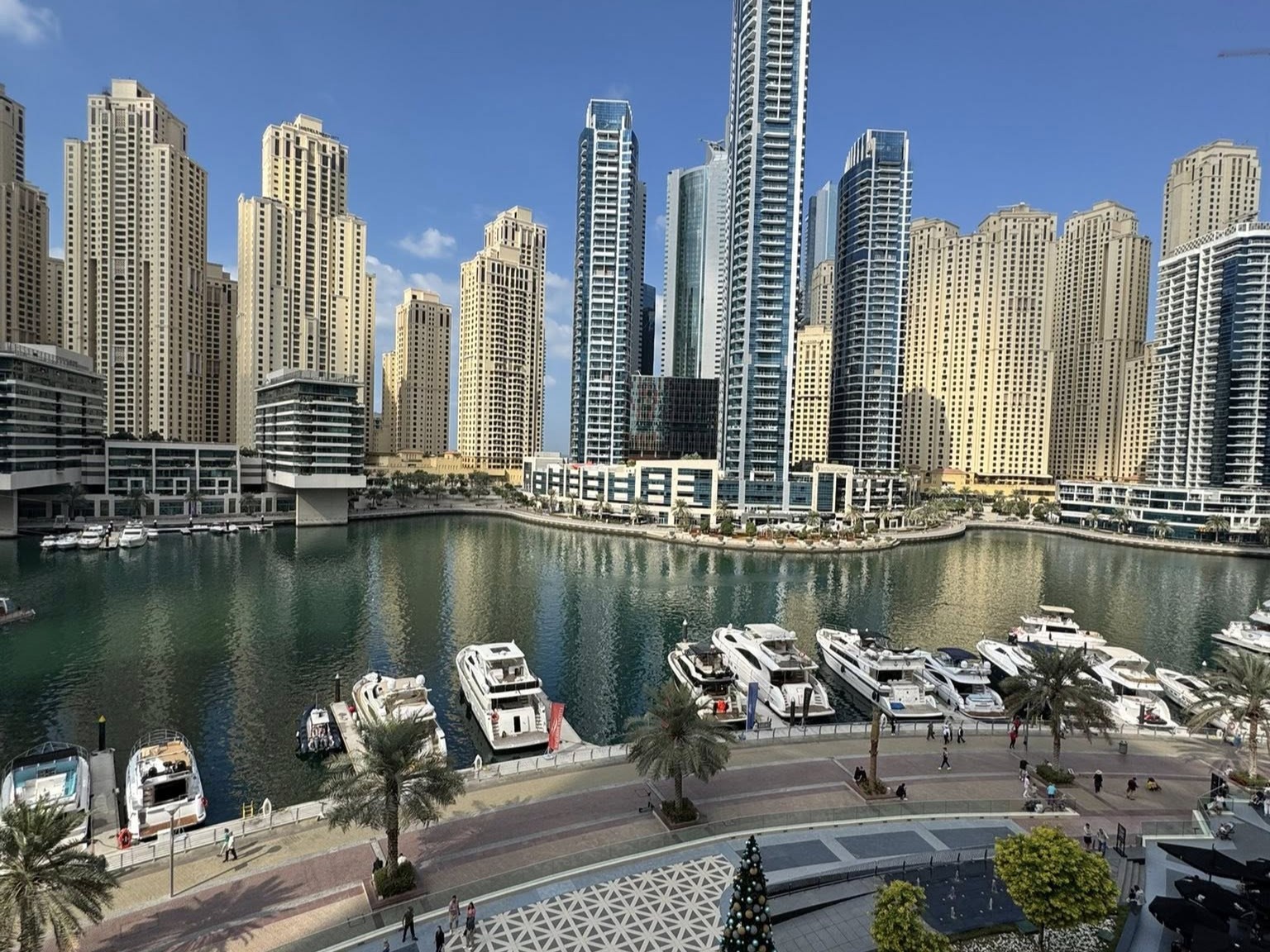 Dubai Akan Bangun Gold Street, Jalan Berlapis Emas di Kawasan Perdagangan Emas