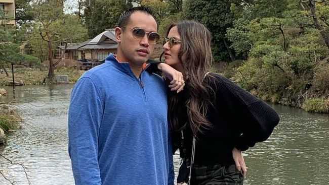 Nia Ramadhani & Ardi Bakrie Klarifikasi: Kabar Perceraian adalah Hoaks