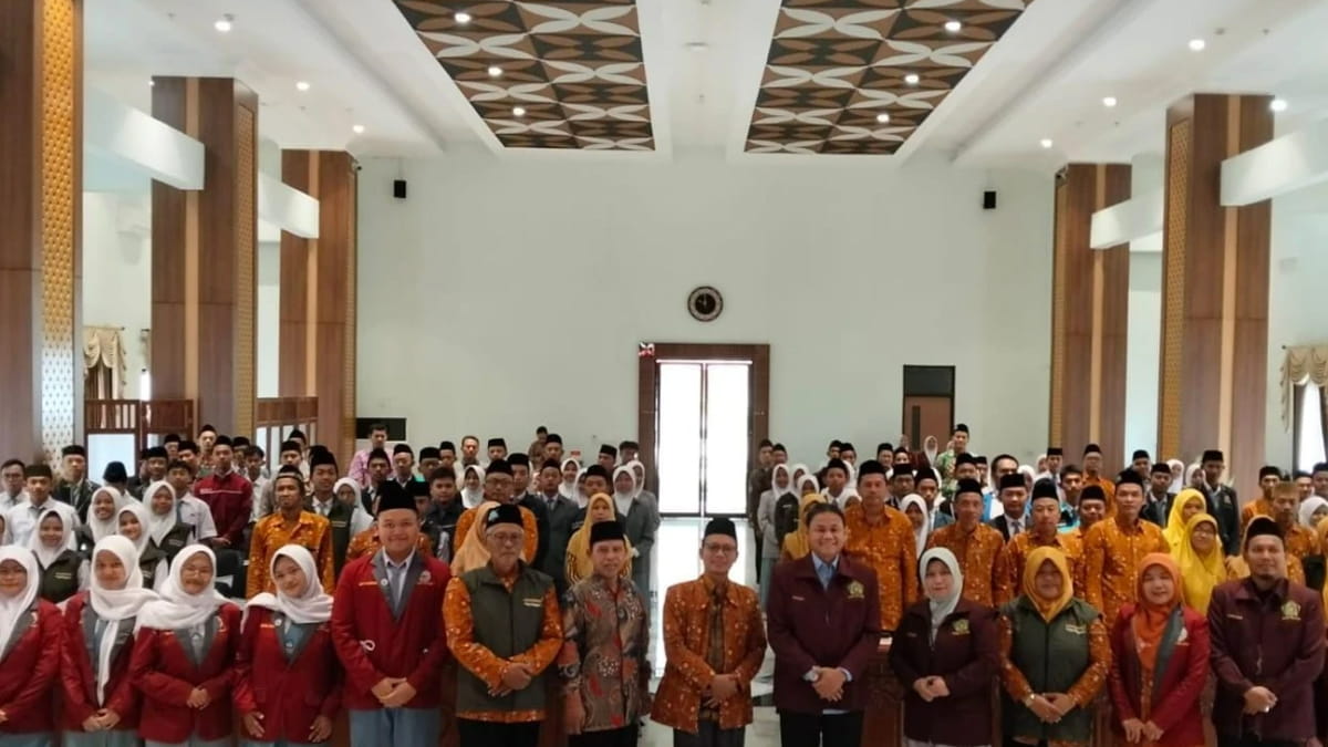 Ribuan Rohis Serentak Bersihkan Masjid Jelang Ramadan