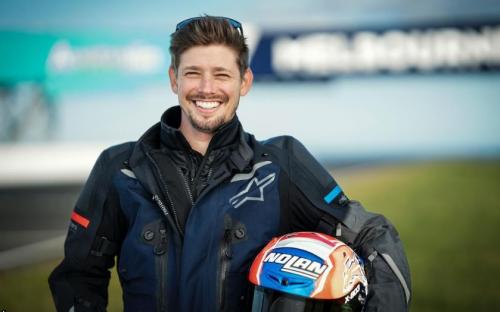Legenda MotoGP Casey Stoner Kirim Sinyal Kembali Mengaspal