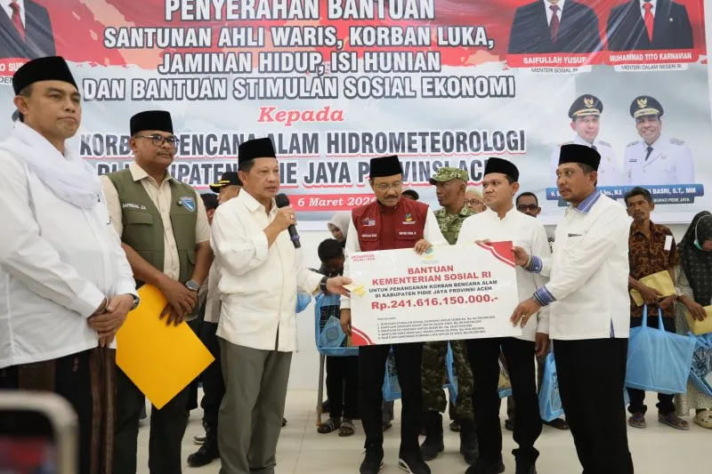 Pemerintah Salurkan Bansos Rp878 Miliar untuk Korban Bencana di Aceh, Sumut, dan Sumbar