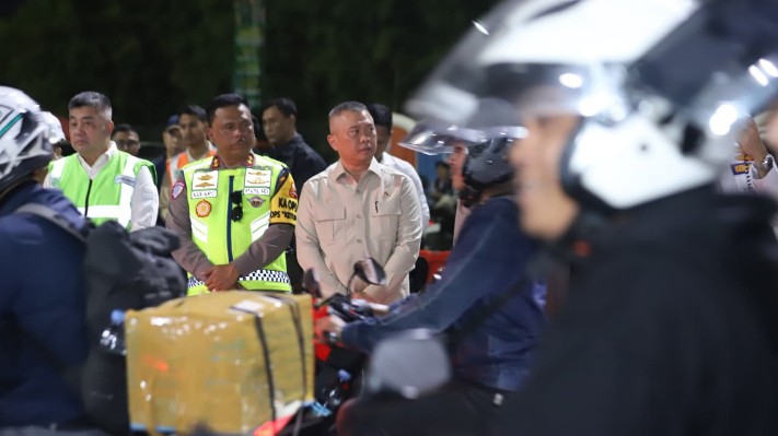 Menhub Pastikan Penyeberangan Jawa-Sumatera Lancar