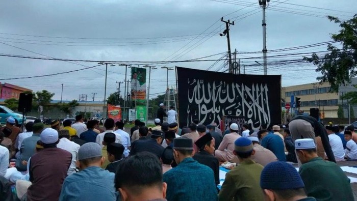 Sejumlah Daerah Gelar Salat Idulfitri Lebih Awal, Ini Lokasinya