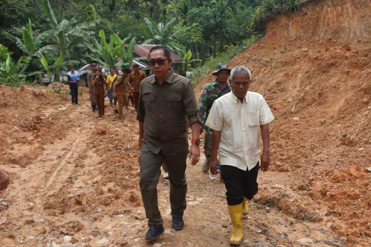 Bupati Taput Gerak Cepat Bangun Huntap untuk Warga Terdampak Bencana