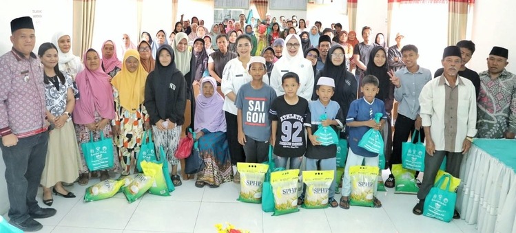 TP PKK dan DWP Simalungun Salurkan Ratusan Paket Sembako dalam Program Ramadhan Berkah