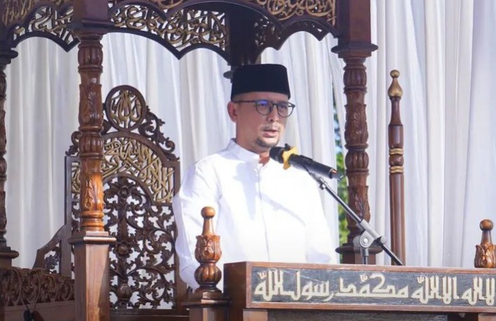 Sholat Idul Fitri 1447 H di Labusel, Pesan Bupati Fery: Jaga Kebersamaan dan Persaudaraan