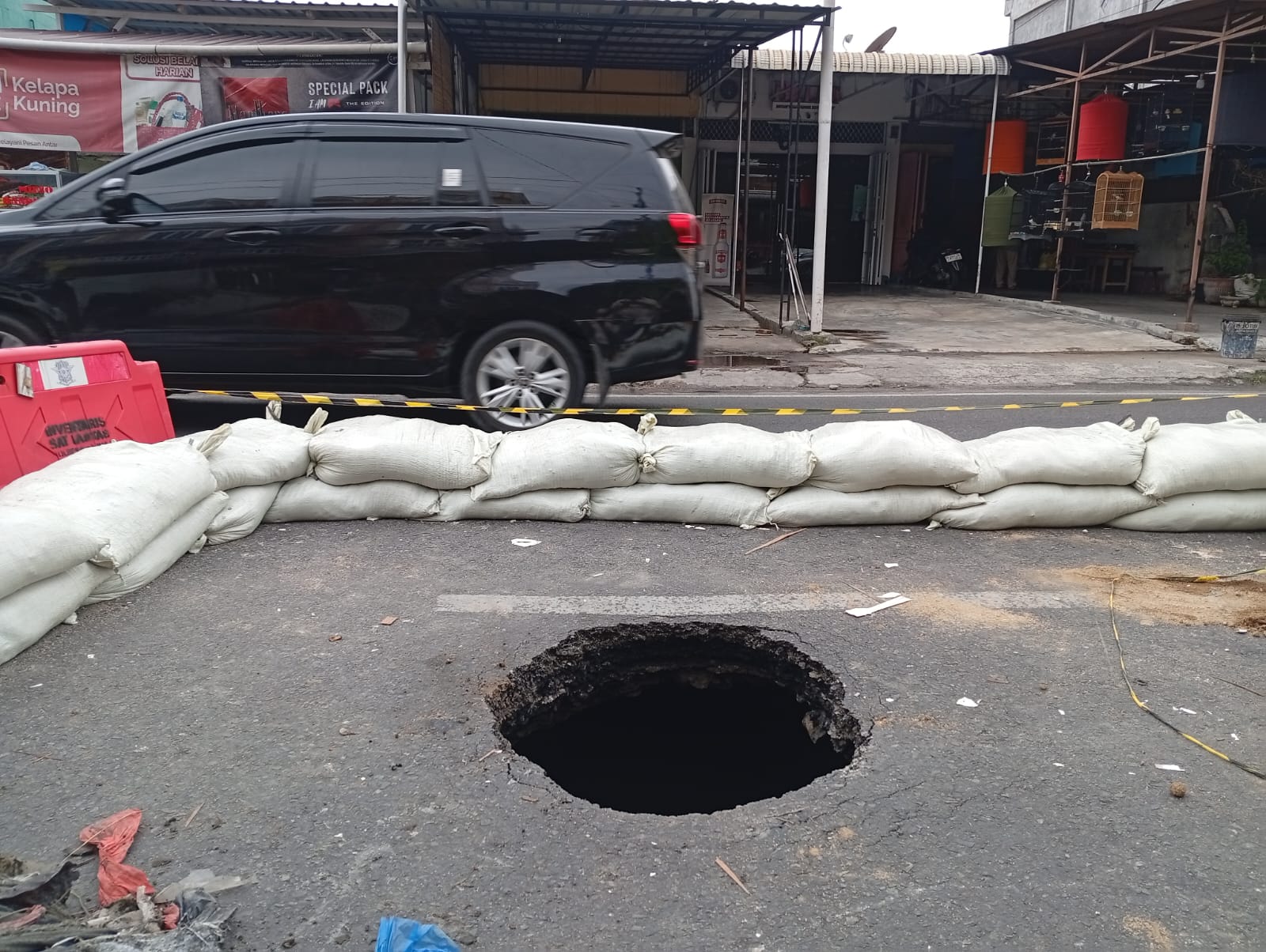 Pengendara Tuntut Perbaikan Jalan Gereja Berlubang, Ini Jawaban PUPR 