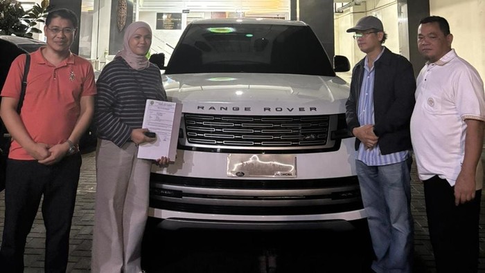 Prabowo Soroti Mobil Dinas Rp8 Miliar, Pemprov Kaltim Klaim Pengembalian Tuntas