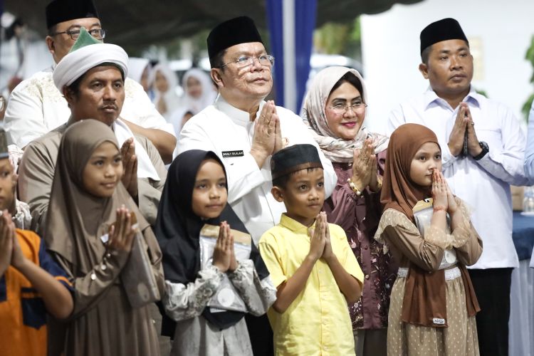 Buka Puasa Bersama Anak Yatim di Rumah Dinas, Wali Kota Pematangsiantar Ajak Belanja Baju Lebaran