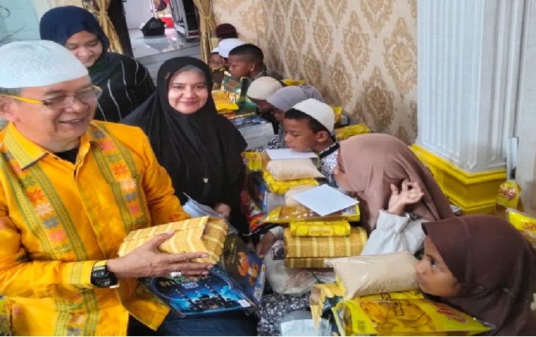 Jelang Lebaran, Yayasan Jamil Solution Santuni Anak Yatim dan Lansia di Sibolga