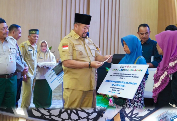 84 KK Terdampak Siklon Senyar di Batu Bara Terima Bantuan Rp1,86 Miliar
