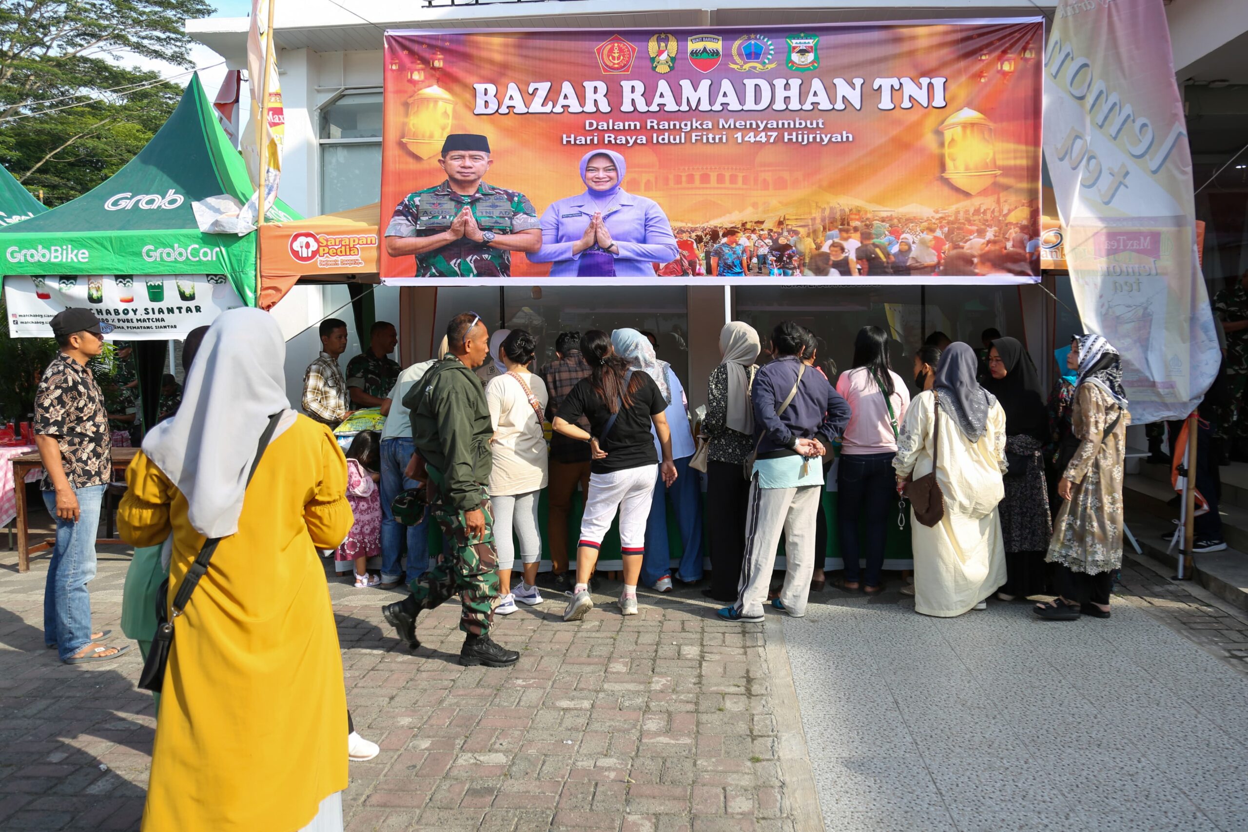 Pemko Siantar dan TNI Gelar Bazar Ramadan di Lapangan Pariwisata