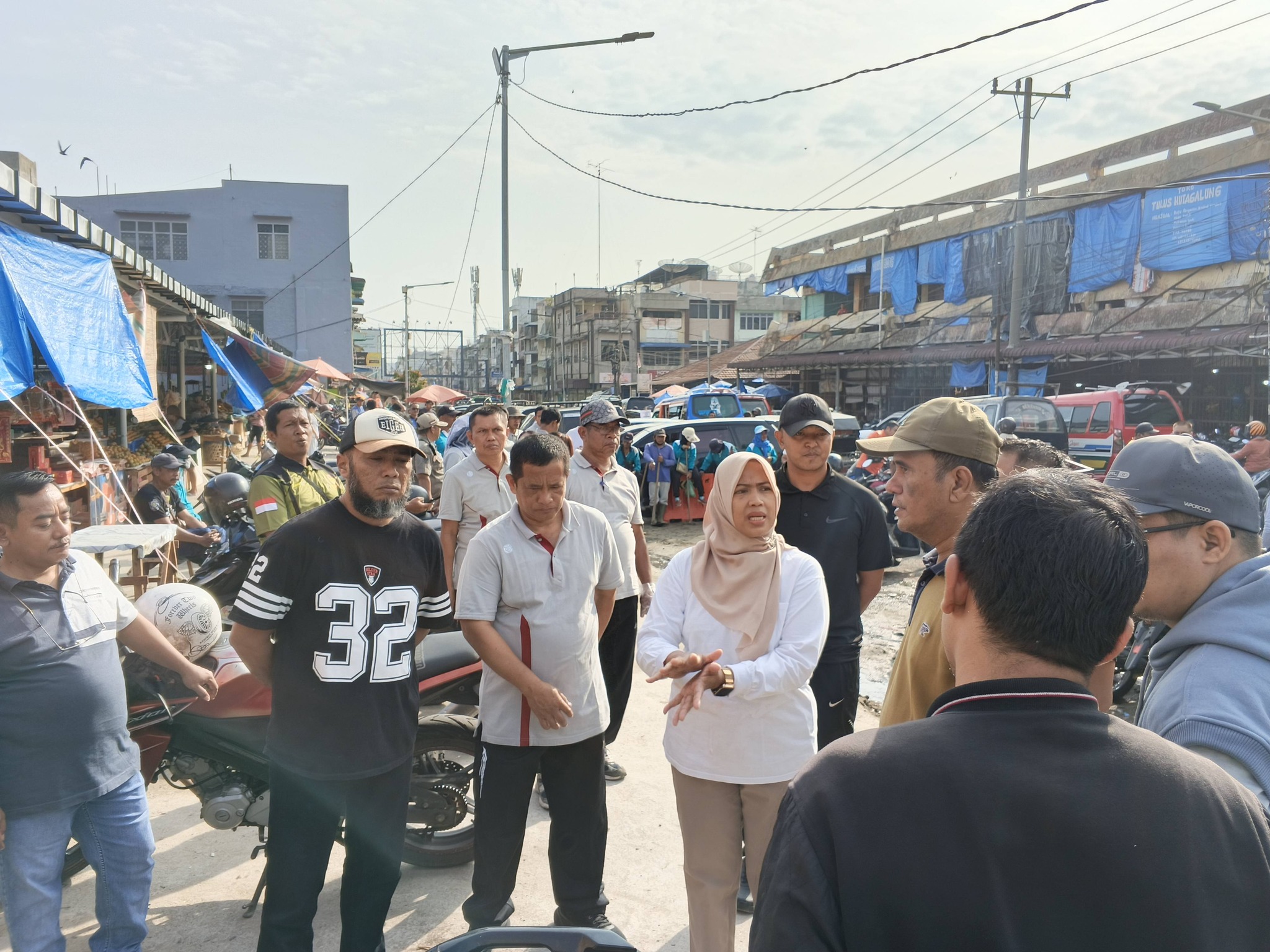 Pedagang Pasar Horas: Ngeri Kami Lihat Bangunan Ini, Hujan Sebentar Langsung Banjir