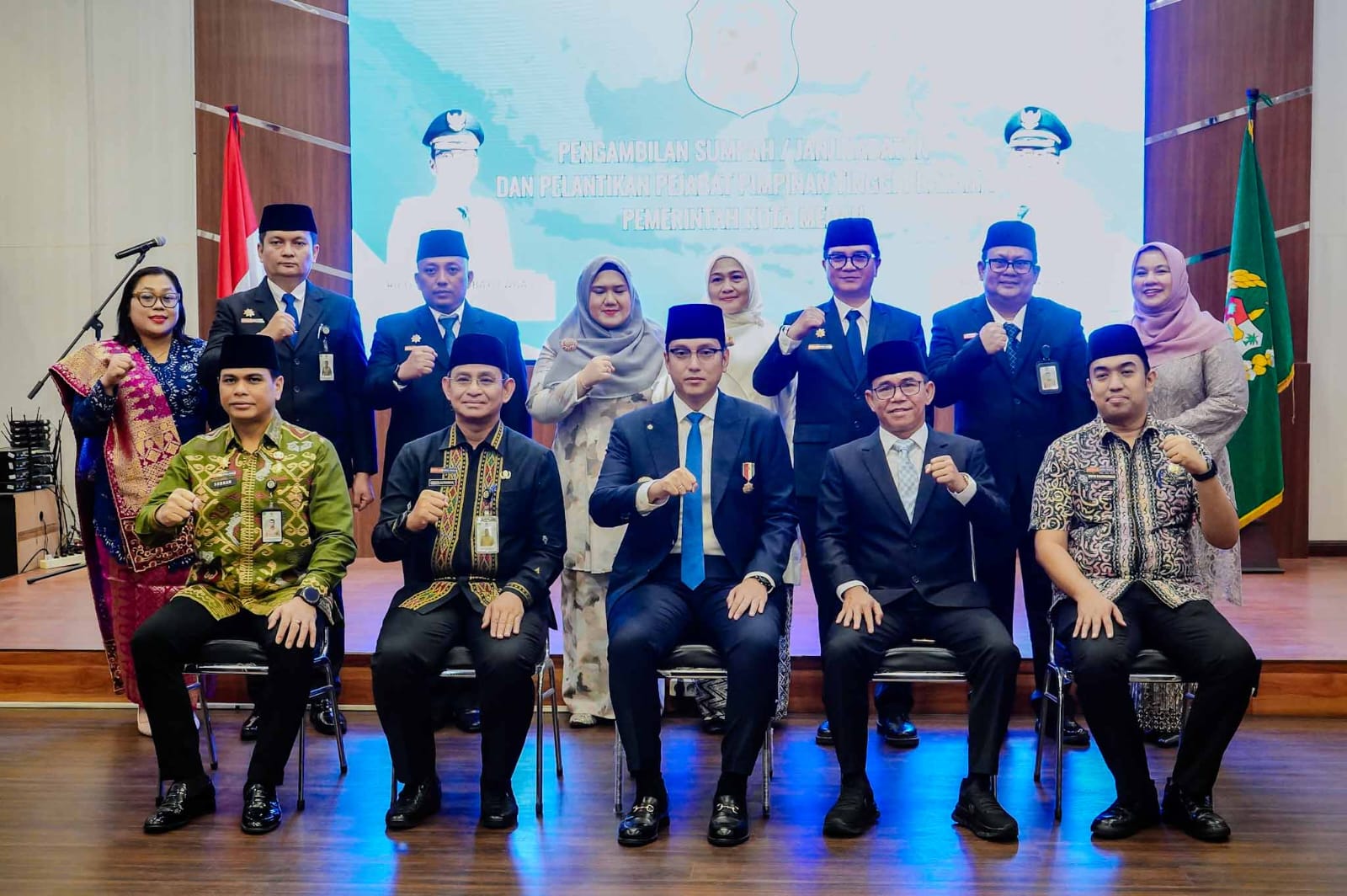 Lantik 4 Kepala Dinas, Walikota Medan Tekankan Tanggung Jawab kepada Tuhan