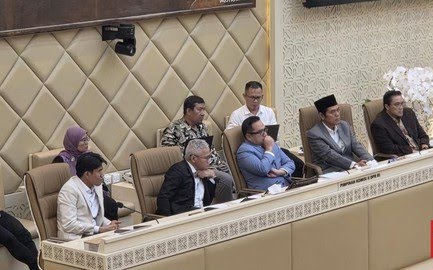 Sinyal Krisis dari Prabowo, DPR Dorong Efisiensi Anggaran Hadapi Dampak Perang Global