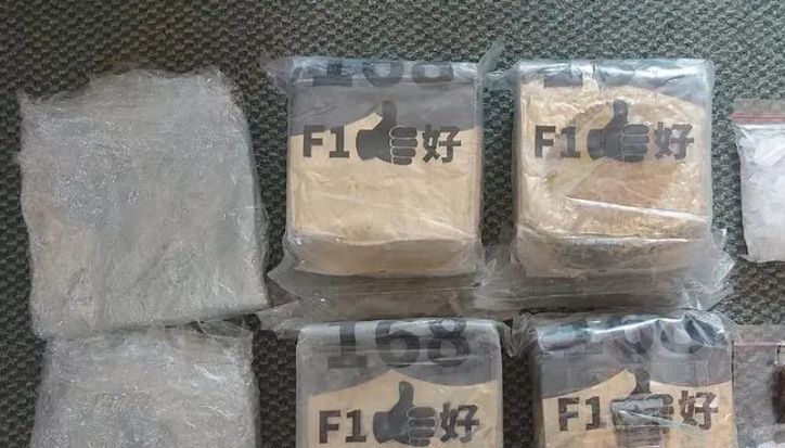 Pasutri Bos Narkoba Pekanbaru Dibekuk, Polri Sita 4,2 Kg Sabu dan Ratusan Ekstasi