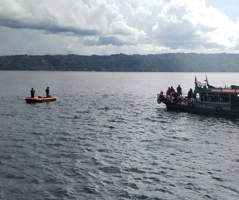 Frater yang Tenggelam di Danau Toba Belum Ditemukan