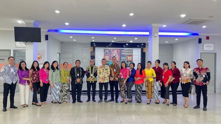 Hari Kartini 2026, BRI Tarutung Tampilkan Pelayanan Prima dengan Nuansa Budaya
