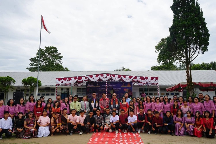 Bupati Taput Hadiri Pentas Seni SMA Negeri 1 Pagaran, Ini Pesan Penting untuk Siswa