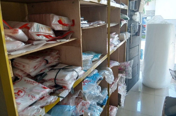 Harga Plastik di Siantar Melonjak, UMKM pun Tercekik