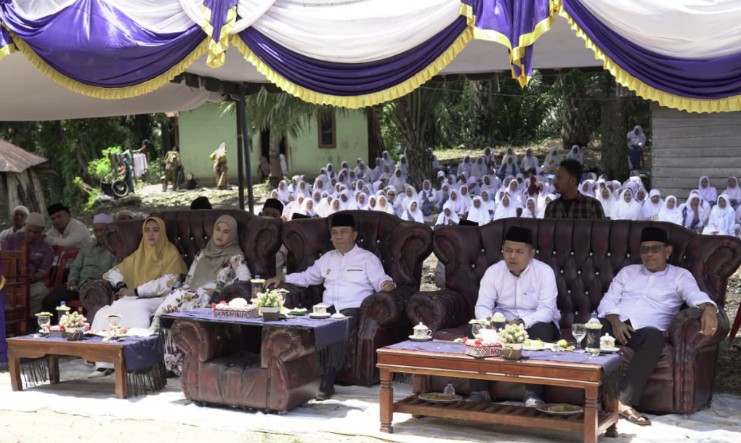 Desa Terpencil Lantosan Rogas Kirim Pesan Kuat: Akses Terbatas Tak Halangi Semangat Umat