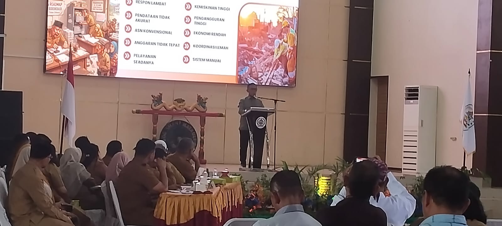 Akui Kinerja OPD Lambat, Bupati Tapteng Minta Maaf atas Penanganan Pascabencana