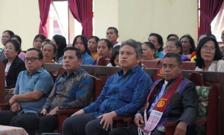 Wakil Bupati Taput Hadiri KKR Komunitas Hati Peduli Bonapasogit