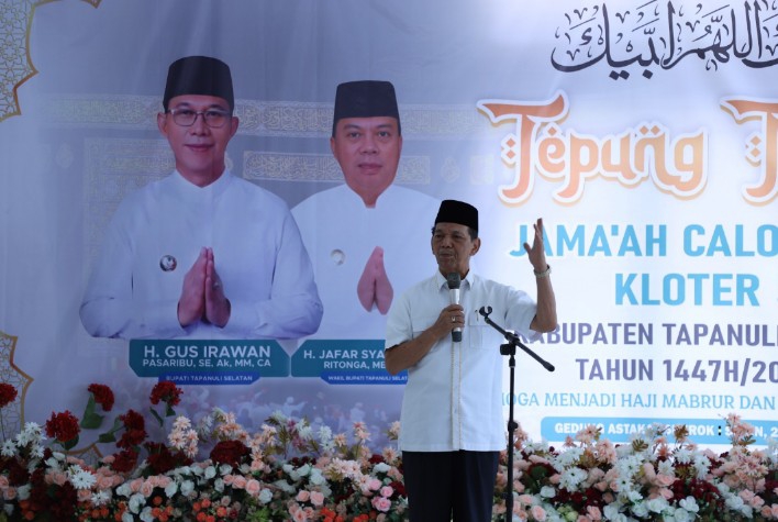 Syahrul Pasaribu Pimpin Talbiyah, Calhaj Tapsel Dilepas dengan Penguatan Spiritual