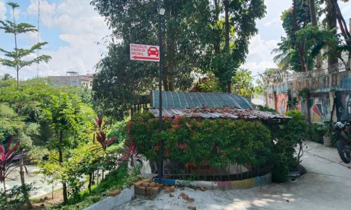 Kafe di Sebelah Rumah Dinas Wali Kota Siantar Diduga Ilegal dan Terkesan \"Kebal Hukum\"