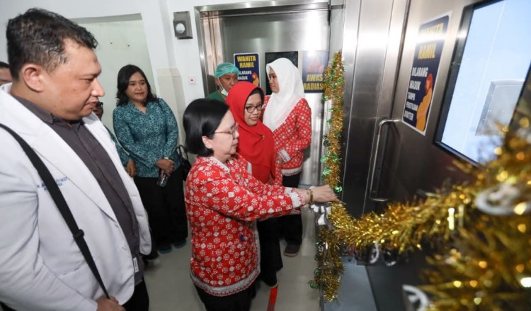 Hanya Ada di RSUD dr Djasamen Saragih Siantar, Teknologi Pemecah Batu Ginjal Tanpa Operasi
