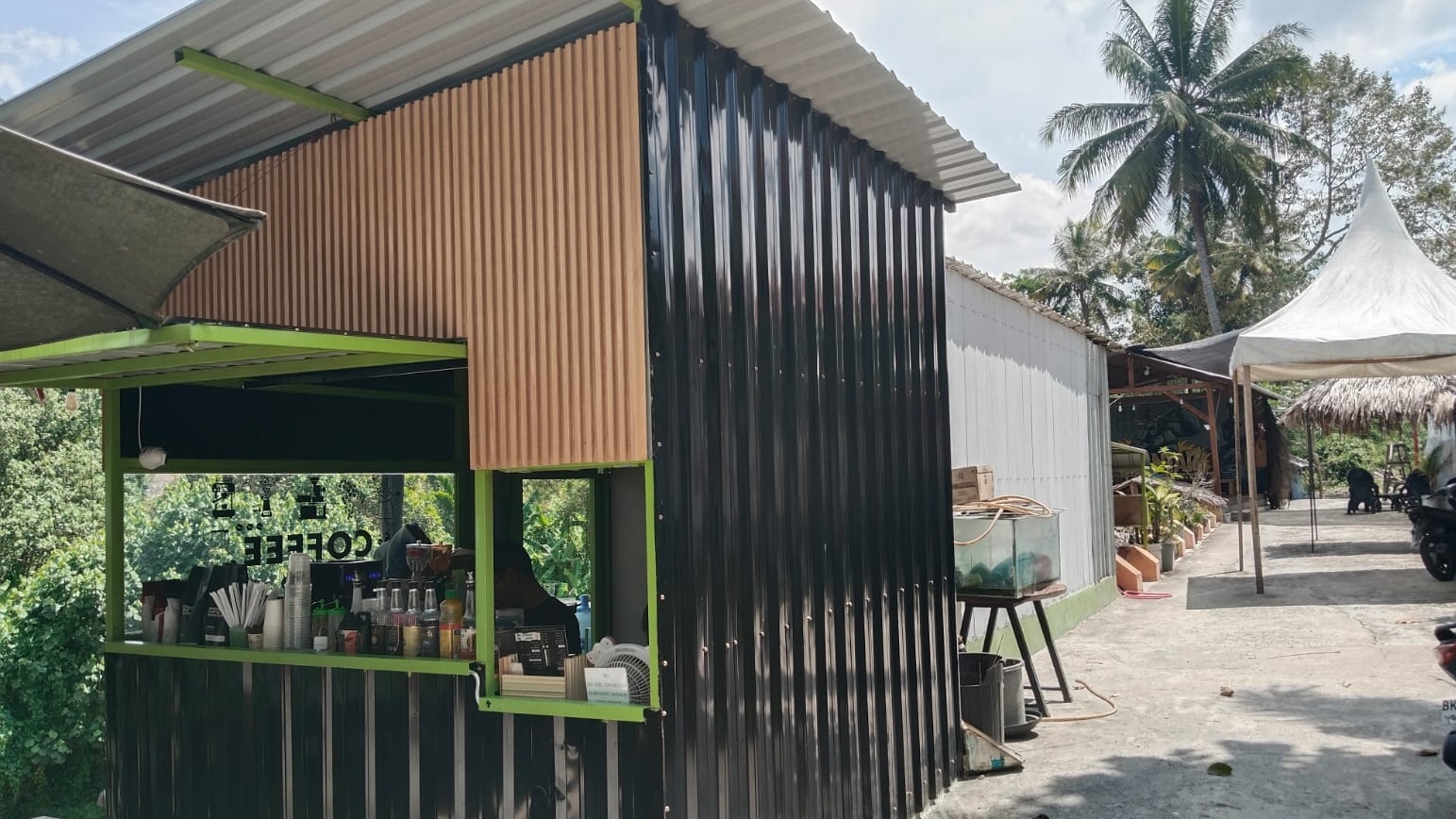Kafe di Sempadan Sungai Bah Bolon Disorot, Diduga Milik ASN