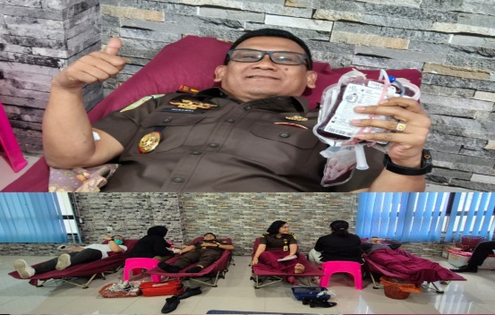 Peringati Hari Kartini 2026, Kejari Simalungun Gelar Donor Darah dan Pemeriksaan Kesehatan